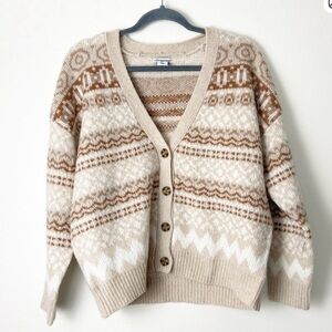 CUPCAKES AND CASHMERE • NEW Women’s Cream Neutral Fair Isle Button Cardigan Sz M
